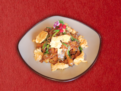 Stir-fried Noodles  with Eggs